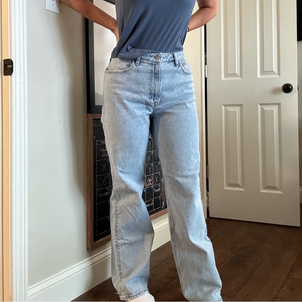 Abercrombie & Fitch 90’s Relaxed High Rise Curve Love Jeans Size 28/6.